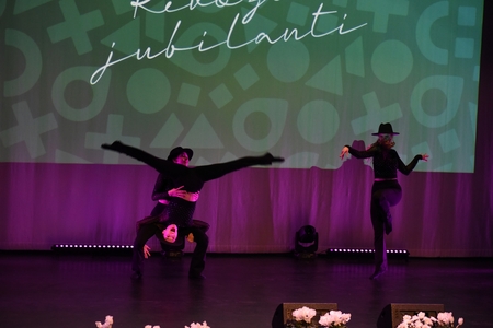 Revozovi jubilanti 11